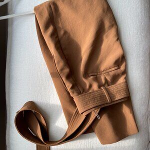 Aritzia Wilfred Brown High Rise Ankle Length Pants with Tie Belt. Like New. Size